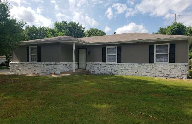 Great Location w/ Lots of Up Dates photos photos