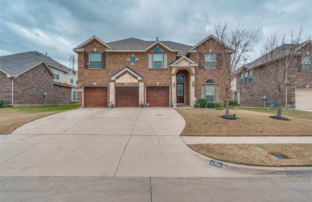 4402 Woodcrest Lane - 4402 Woodcrest Lane, Mansfield, TX 76063