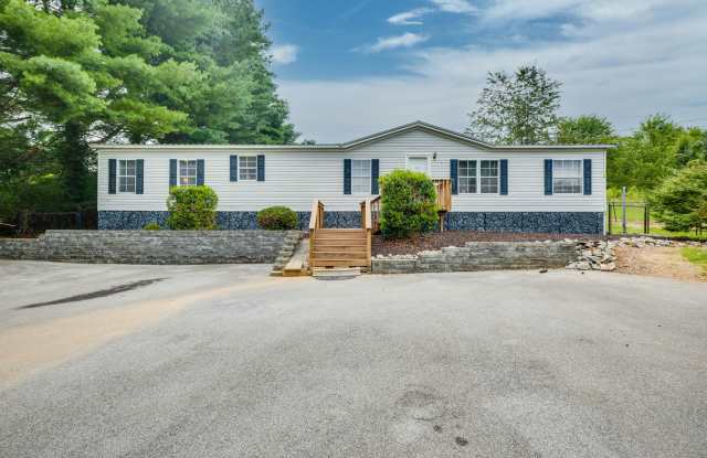 4 br/2 ba home in the country! - 206 John Carson Road, Washington County, TN 37690
