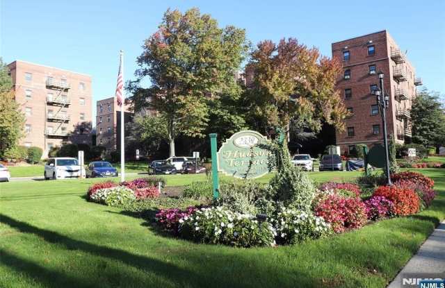 2335 Hudson Terrace E6 photos photos 2335 Hudson Terrace E6 photos photos