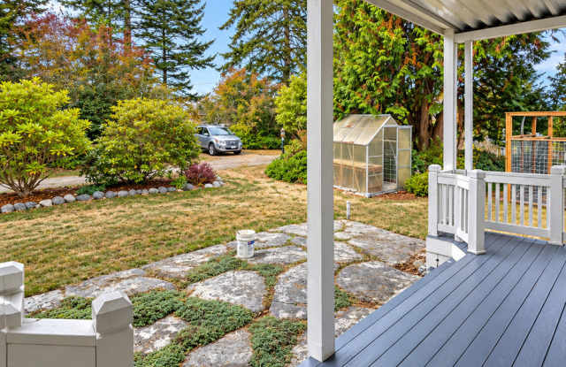 Spacious 2 Bed, 2.5 Bath For Rent by North Beach! Gallery 3