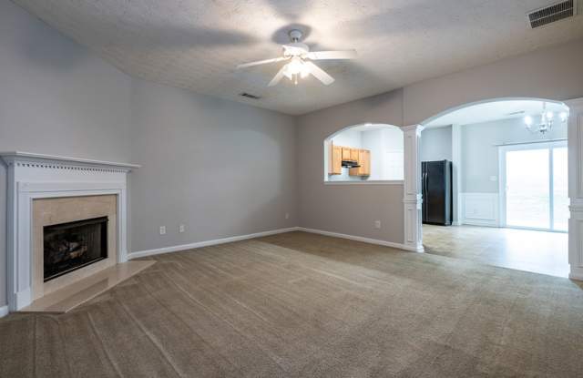 2259 Hawks Bluff Trl Gallery 4