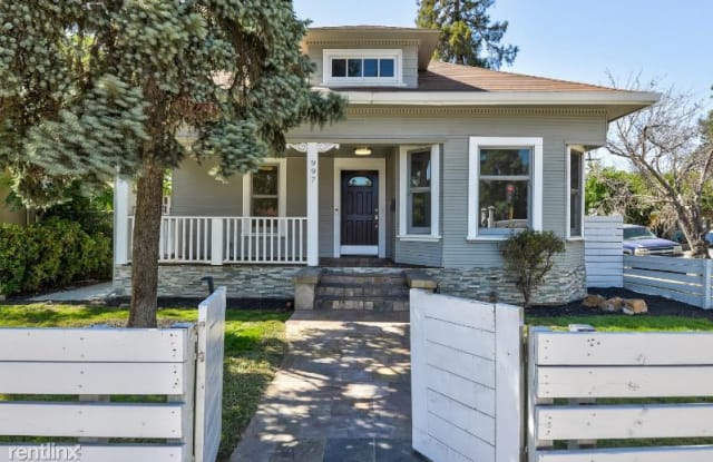 997 E Julian St - 997 East Julian Street, San Jose, CA 95112