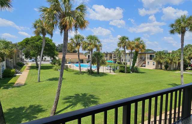 300 Miracle Strip Parkway Southwest - 2H - 300 Miracle Strip Parkway Southwest, Fort Walton Beach, FL 32548