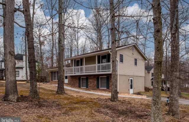 10704 WHIPERWHILL Court N Gallery 4