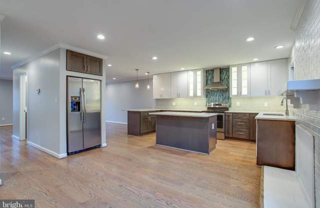 16 SPINDRIFT Way Gallery 2