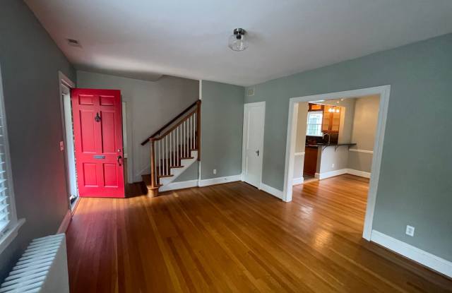 Charming Brick Cape in Colonial Place Gallery 3