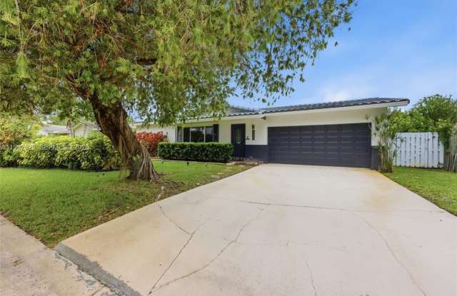 12002 NW 27th Dr photos photos