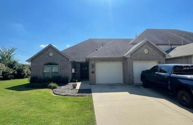6615  W Valley View  RD - 6615 West Valley View Road, Rogers, AR 72758