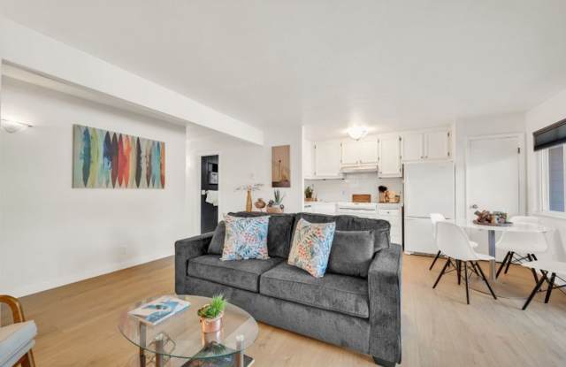 Darling Fully Furnished Condo Bathed in Natural Light photos photos