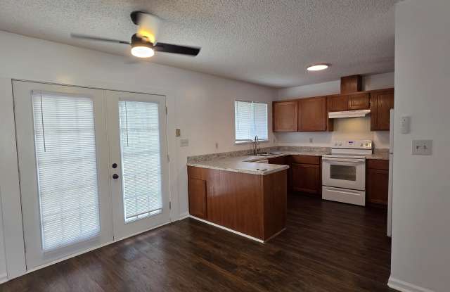 109 Indianola Court Gallery 4