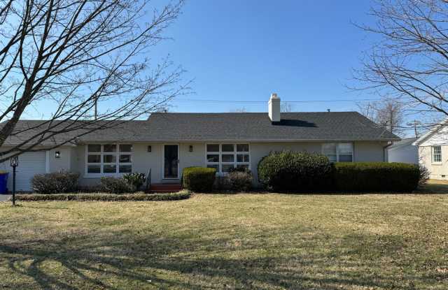 705 Hampton Drive photos photos