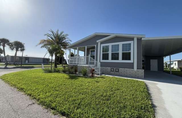 940 Roseau Avenue Gallery 1