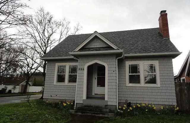 990 16th Street Northeast Salem, OR 97301 - 990 16th Street Northeast, Salem, OR 97301