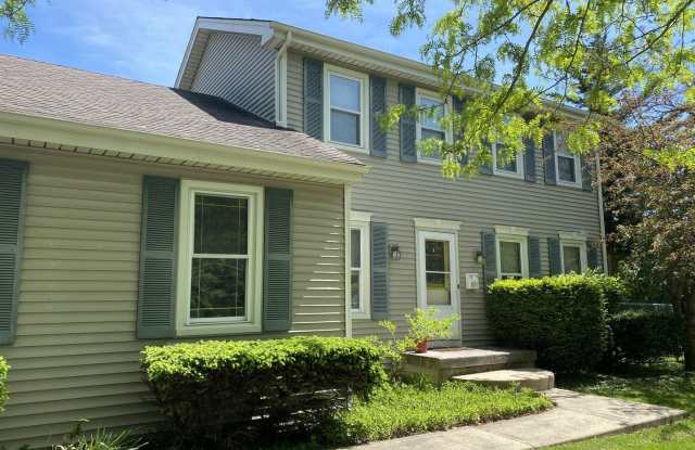 805 S Blanchard Street - 805 South Blanchard Street, Wheaton, IL 60189