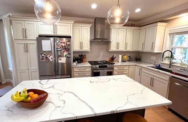 11 Eliot St #3 - 11 Eliot Street, Boston, MA 02130