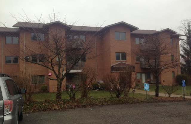1629 Edgewood Avenue - 1629 Edgewood Avenue, Coraopolis, PA 15108