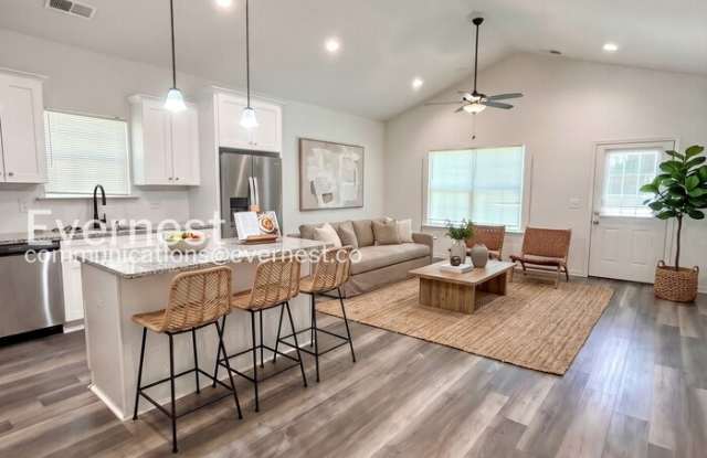 10824 Mount Holly Road Gallery 3
