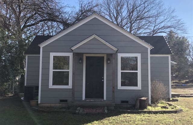 118 Owens Ln - 118 Owens Lane, Denton, TX 76209