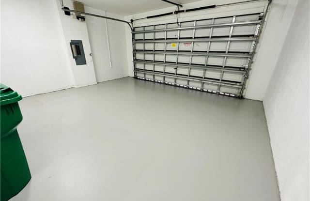 3512 93rd Avenue Gallery 3