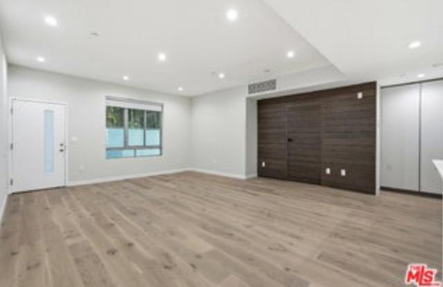 1006 Hancock Avenue Gallery 3