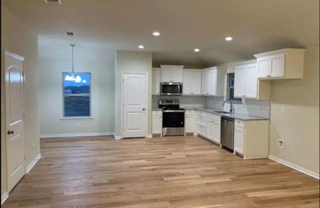 3514 Brookstone Drive Gallery 2