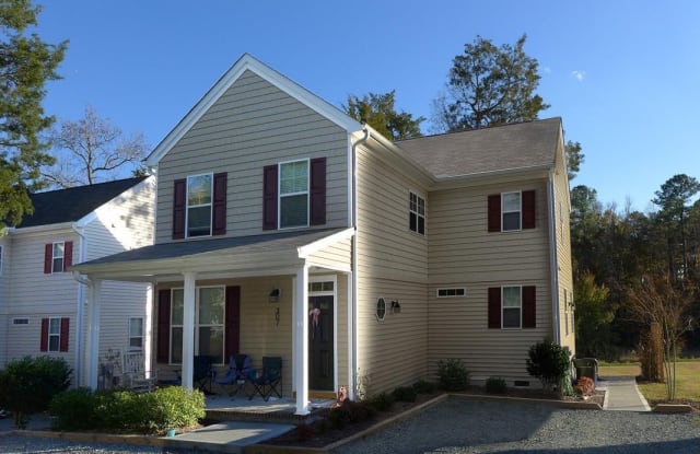 307 W Poplar Avenue - 307 West Poplar Avenue, Carrboro, NC 27510