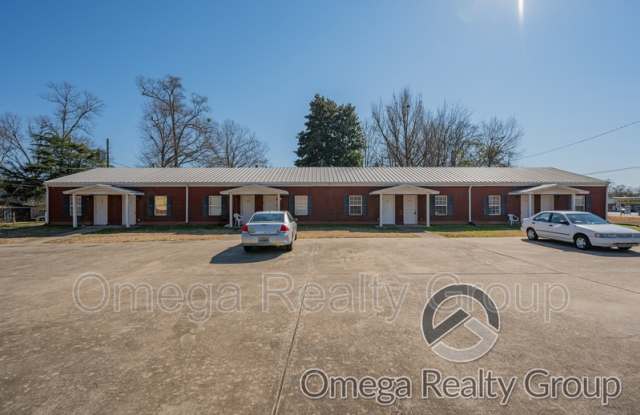 318 Percy St - 318 Percy Street, Talladega, AL 35160