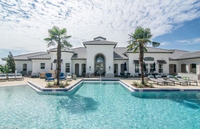 3511 Great Cypress Circle - 3511 Great Cypress Cir, Sun City Center, FL 33573