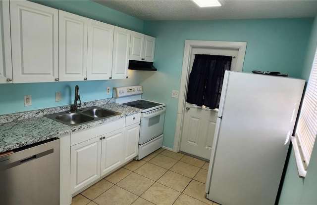 2254 19TH Avenue SW Gallery 3