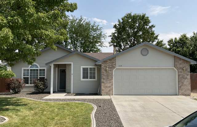 117 E Woodbury Dr photos photos