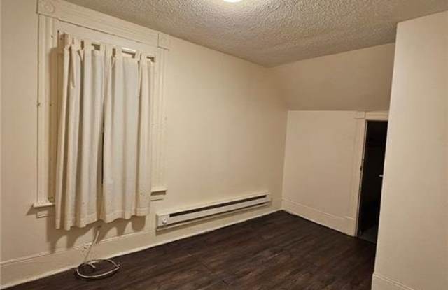 6 Frederick Court Gallery 3