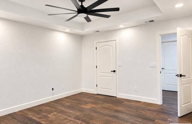 2873 GLYNWOOD DR. Gallery 4