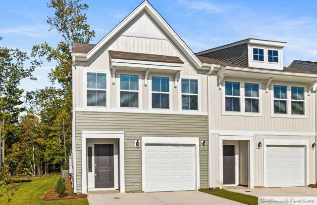 HOLIDAY SPECIAL! FIRST FULL MONTH'S RENT FREE WITH A SIGNED 18 MONTH LEASE! photos photos HOLIDAY SPECIAL! FIRST FULL MONTH'S RENT FREE WITH A SIGNED 18 MONTH LEASE! photos photos