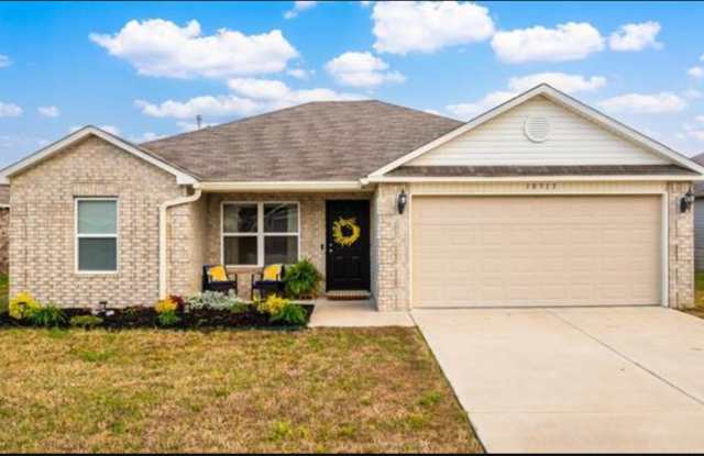 3-Bedroom, 2-Bath Home in Maumelle's New White Oak Village photos photos