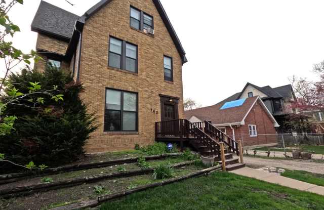 163 N Lombard Ave. photos photos