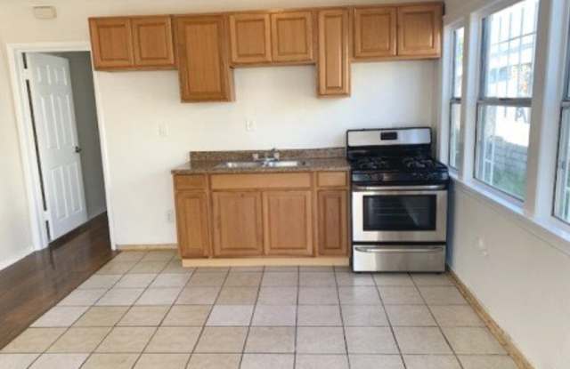 5417 Homeside Avenue Gallery 4