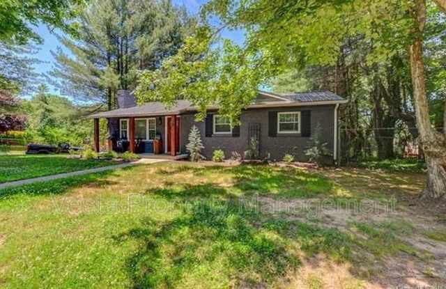 2 Mardell Cir - 2 Mardell Circle, Asheville, NC 28806 2 Mardell Cir - 2 Mardell Circle, Asheville, NC 28806