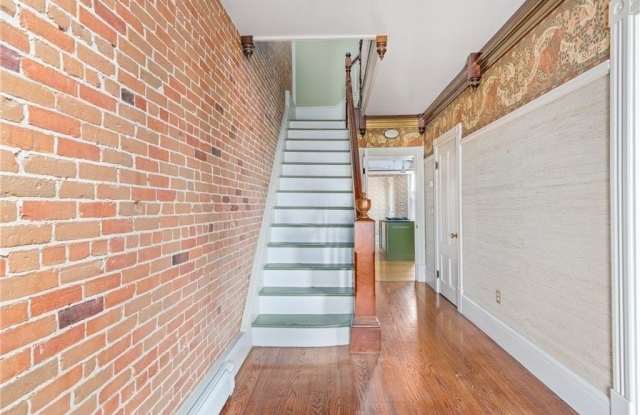 181 Carrington Avenue photos photos