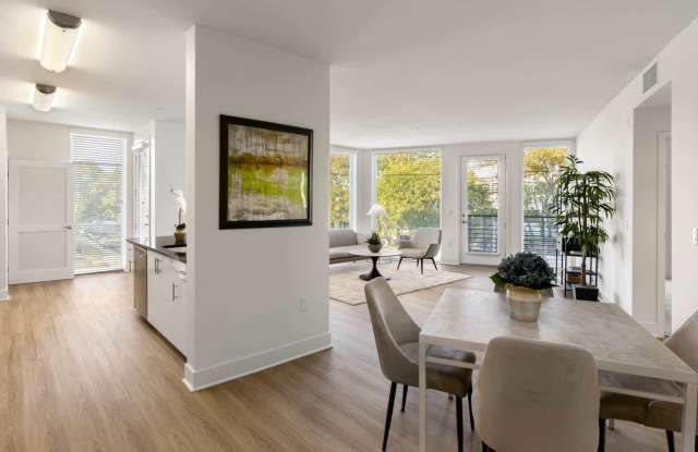 Vista 99 Apartments Gallery 2
