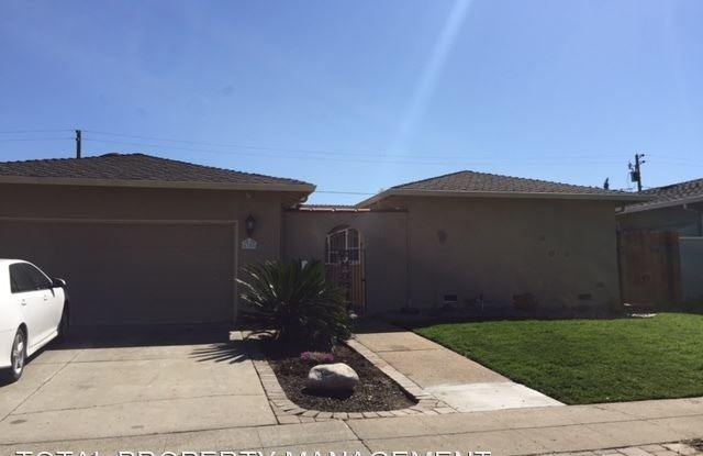 6382 MENLO DRIVE Gallery 3