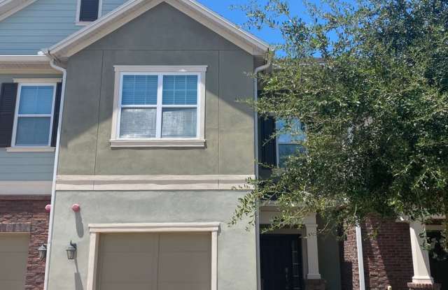 2 Bedroom 2.5 Bath Townhome In The Hamptons Gallery 1
