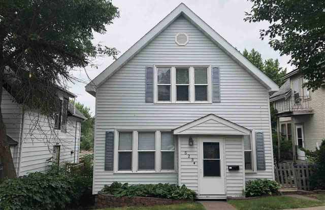 AVAILABLE Now - 3 Bed, 1 Bath photos photos