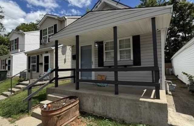246 Warnock Street photos photos