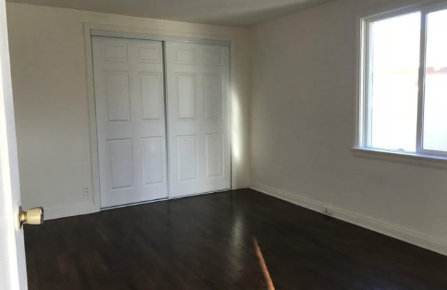 8416 Cole Street Gallery 2