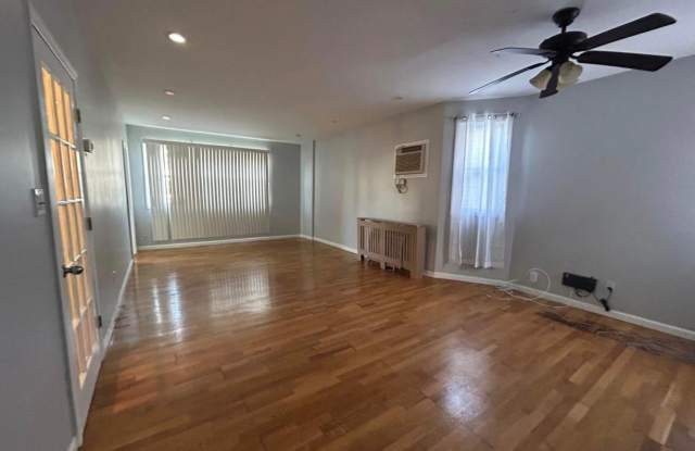 78 WEST 51ST ST photos photos