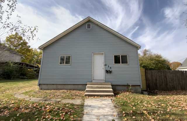 624 Grant St - 624 Grant Street, Danville, IL 61832