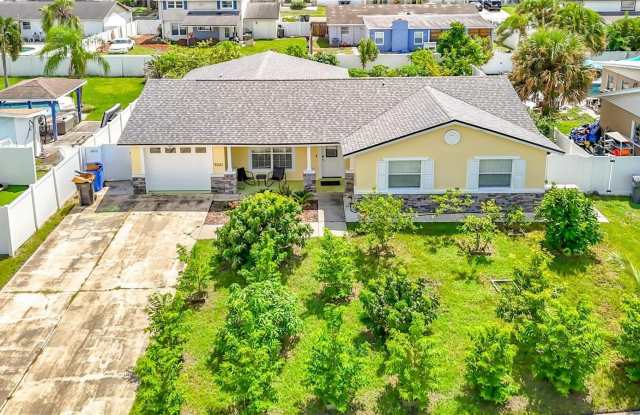 8261 MALVERN Circle Gallery 2