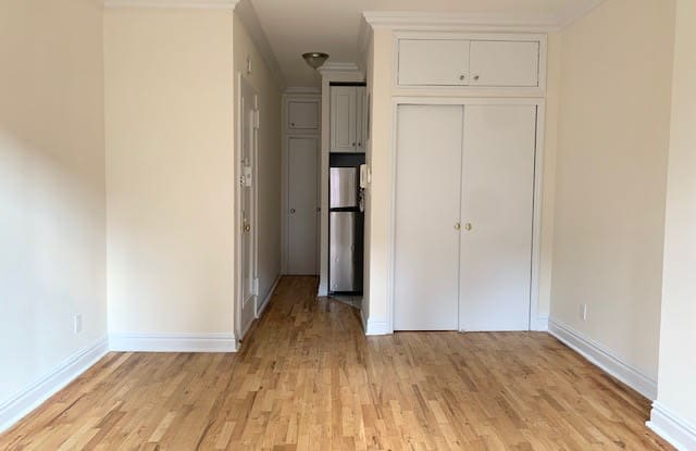 590 W 204th St - 590 West 204th Street, New York City, NY 10034