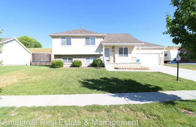 1668 Stony View Dr - 1668 South Stony View Drive, Spanish Fork, UT 84660